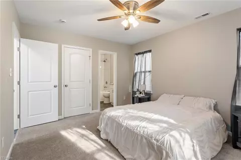 Bedroom - 527 W 38th St, Norfolk, VA 23508 photo 1 of 6