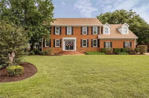 1556 Pine Grove Ln, Chesapeake, VA 23321