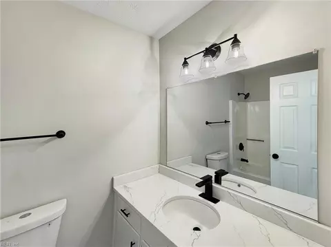 Bath - 311 Watson Dr, Smithfield, VA 23430 photo 3 of 6
