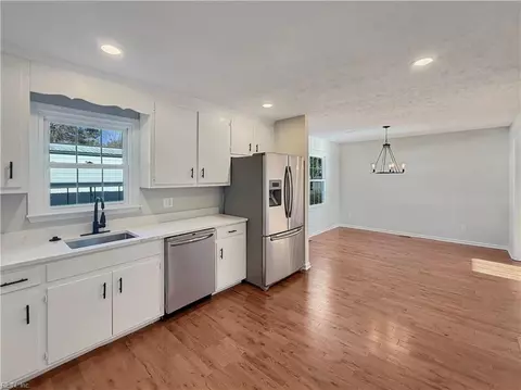Kitchen - 311 Watson Dr, Smithfield, VA 23430 photo 3 of 3