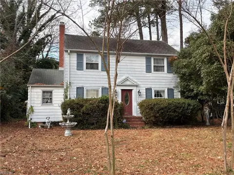 27 Milford Rd, Newport News, VA 23601