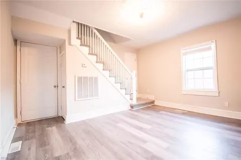Living - 705 Shell Rd, Chesapeake, VA 23323 photo 1 of 1