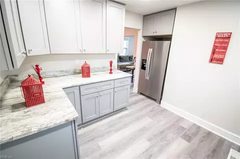 Kitchen - 705 Shell Rd, Chesapeake, VA 23323 photo 3 of 7