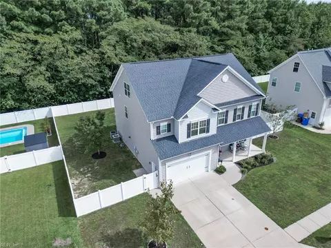1013 Ekaterina Ct, Chesapeake, VA 23322
