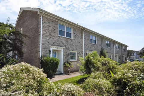 409 25th St #110, Virginia Beach, VA 23451