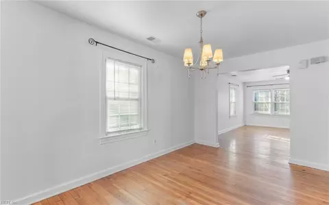 5610 Hampton Blvd, Norfolk, VA 23508 photo 6