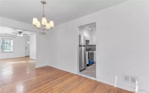 5610 Hampton Blvd, Norfolk, VA 23508 photo 8