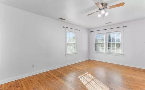 5610 Hampton Blvd, Norfolk, VA 23508 photo 12