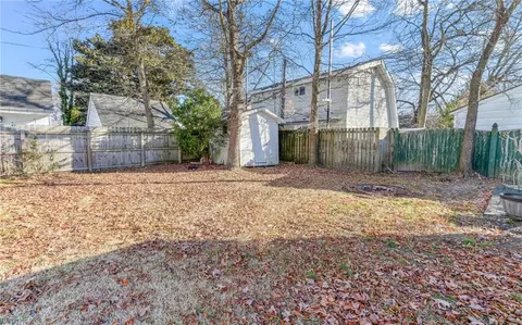 5610 Hampton Blvd, Norfolk, VA 23508 photo 24
