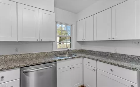 5610 Hampton Blvd, Norfolk, VA 23508 photo 10