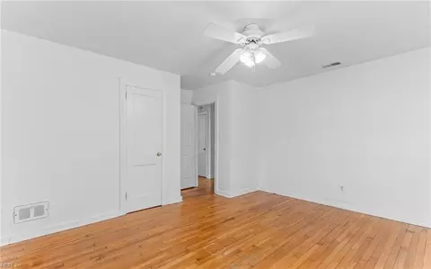 5610 Hampton Blvd, Norfolk, VA 23508 photo 13