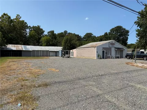 15280 Carrollton Blvd, Carrollton, VA 23314