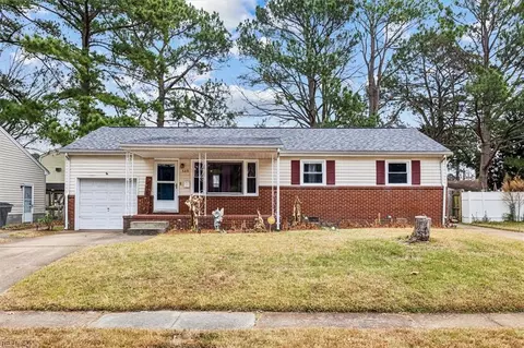 309 Navajo Trl, Portsmouth, VA 23701