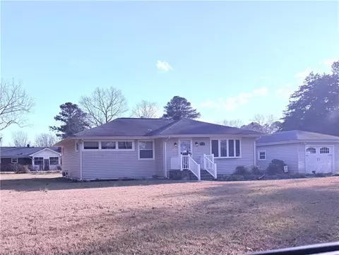 2313 Bugle Dr N, Chesapeake, VA 23321