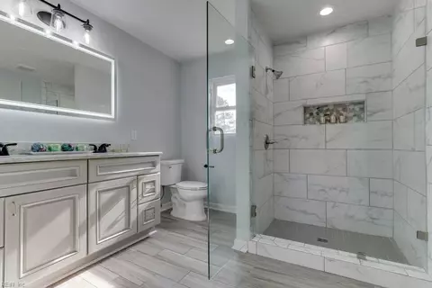 205 Woodstock St, Portsmouth, VA 23701