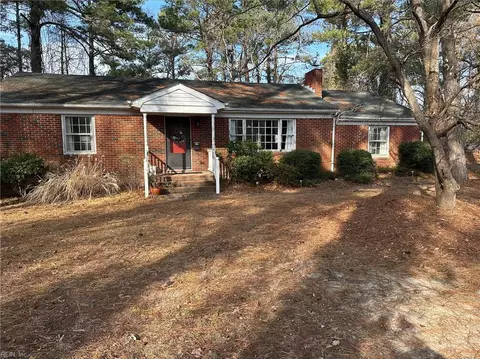 4262 Schooner Trl, Chesapeake, VA 23321