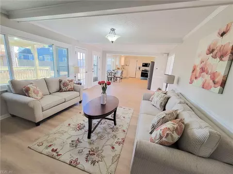 1408 Munson Ct, Virginia Beach, VA 23456