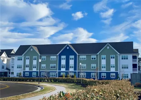 1736 Vankar Dr #104, Virginia Beach, VA 23456