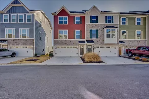 1017 Gabion Way, Chesapeake, VA 23323