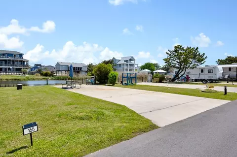 3665 Sandpiper Rd #165, Virginia Beach, VA 23456
