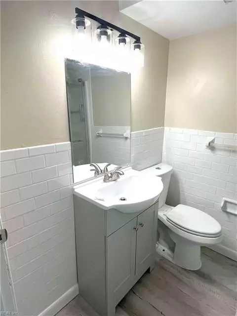 6513 Harvey Ct, Norfolk, VA 23513 photo 9