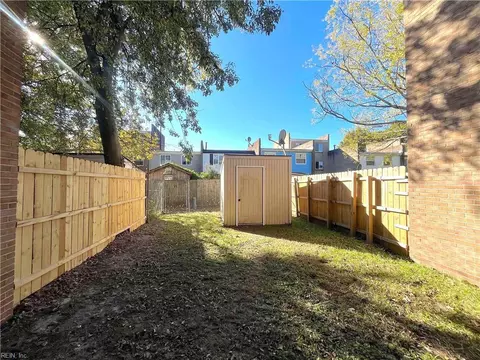 6513 Harvey Ct, Norfolk, VA 23513 photo 11