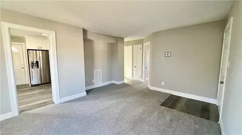 Living - 62 Henry St, Hampton, VA 23669 photo 1 of 2