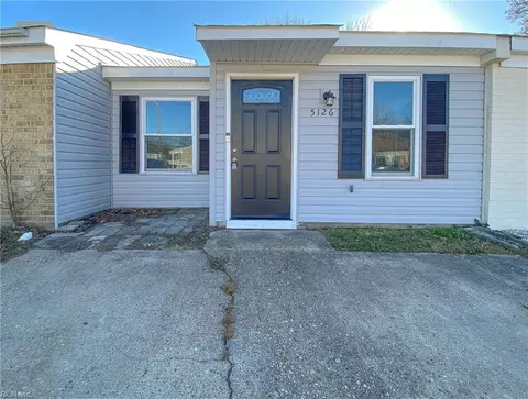 5126 Condor St, Virginia Beach, VA 23462