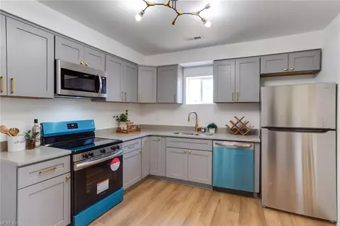 224 Columbus Ave, Suffolk, VA 23434