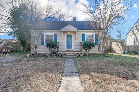 34 Foxgrape Rd, Portsmouth, VA 23701