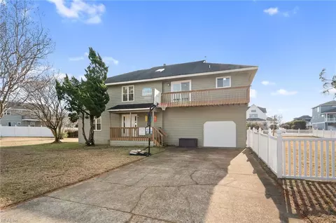 313 Pike Cir, Virginia Beach, VA 23456