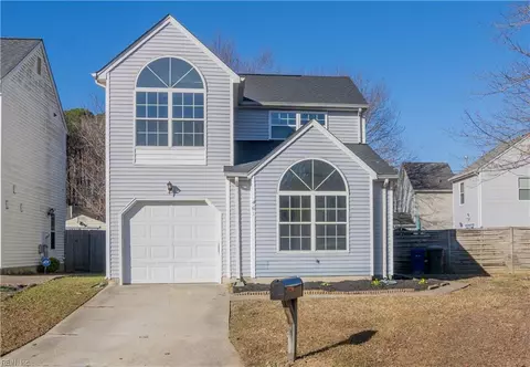 461 Wrenn Cir, Newport News, VA 23608