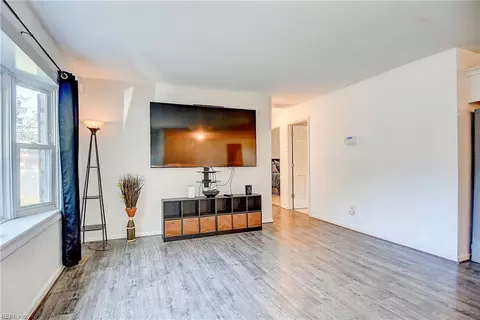 Living - 516 Celey St, Hampton, VA 23661 photo 1 of 6