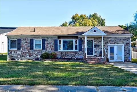 516 Celey St, Hampton, VA 23661