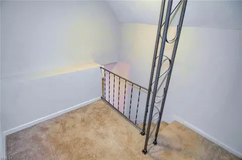 Entry Way - 516 Celey St, Hampton, VA 23661 photo 4 of 4