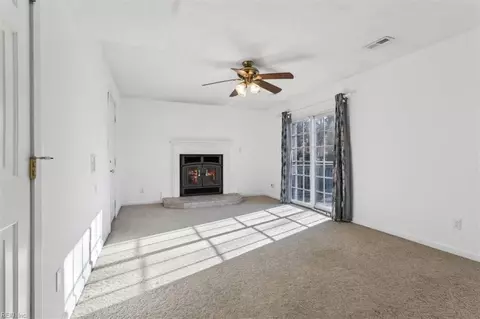 Living - 3 Poulas Ct, Hampton, VA 23669 photo 3 of 7