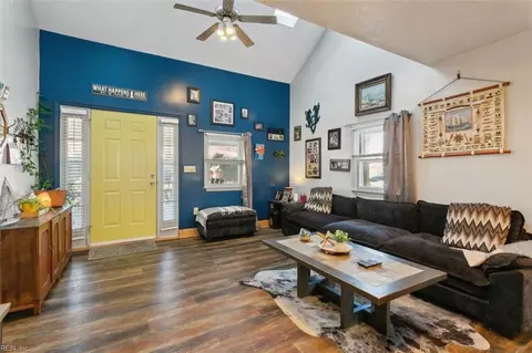 113 Richmond Dr, Hampton, VA 23664 photo 7