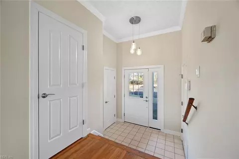 Entry Way - 9 Jib Ct, Hampton, VA 23664 photo 1 of 1
