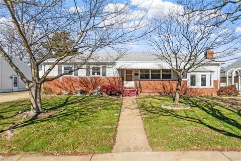 1844 Arrowwood St, Norfolk, VA 23518