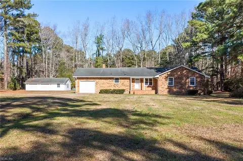 1672 N Muddy Creek Rd, Virginia Beach, VA 23456