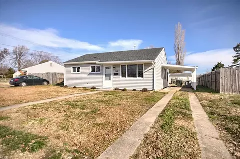 902 Redford Rd, Hampton, VA 23663