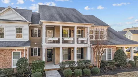 4505 Botany Park Dr, Virginia Beach, VA 23462