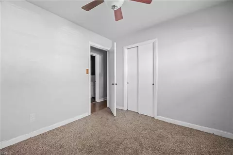 Bedroom - 35 Wheatland Dr, Hampton, VA 23666 photo 3 of 7