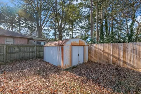 Exterior - 35 Wheatland Dr, Hampton, VA 23666 photo 7 of 7