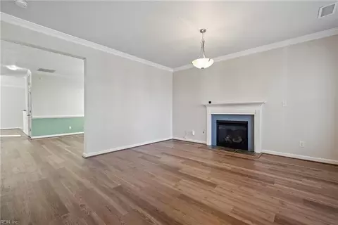 263 W Gilbert St, Hampton, VA 23669 photo 9