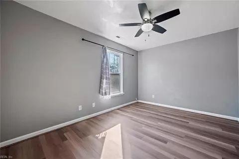 263 W Gilbert St, Hampton, VA 23669 photo 22
