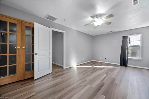 263 W Gilbert St, Hampton, VA 23669 photo 25