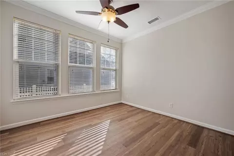 263 W Gilbert St, Hampton, VA 23669 photo 14
