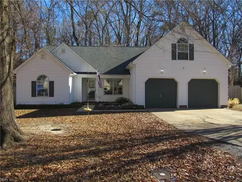 129 Lane Cres, Smithfield, VA 23430