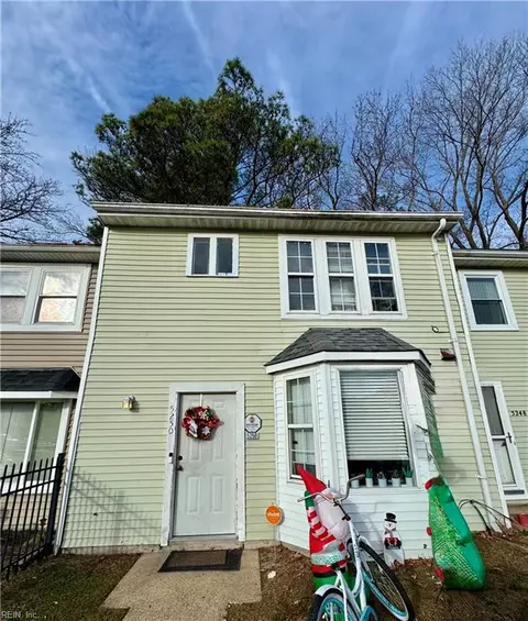 5250 Richard Rd, Virginia Beach, VA 23462